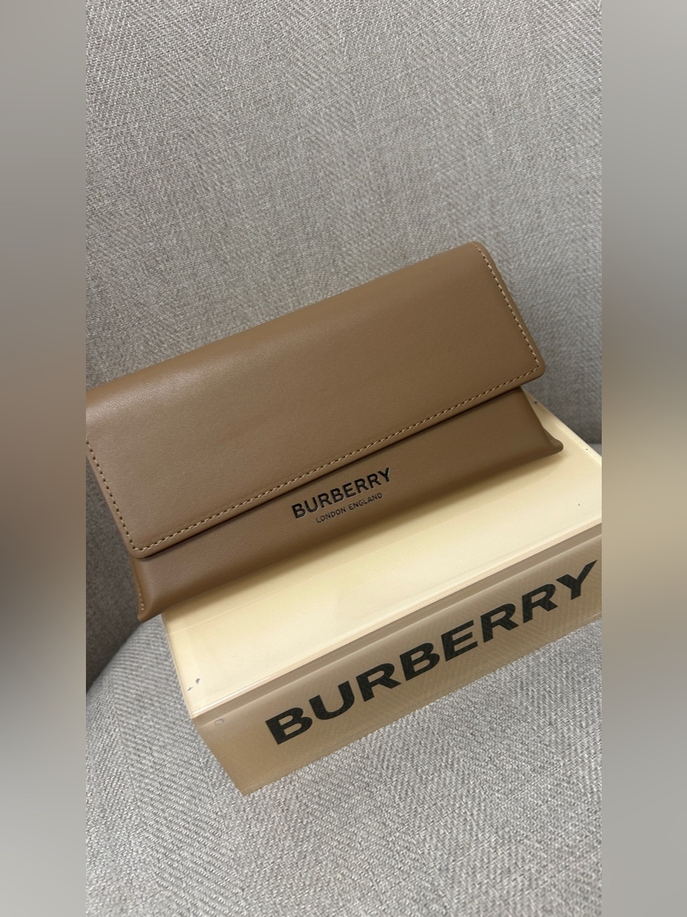 Burberry Camel Brown Leather Glasses Case